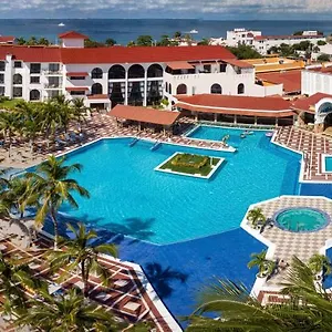 **** Hotel & Trademark Collection By Wyndham México