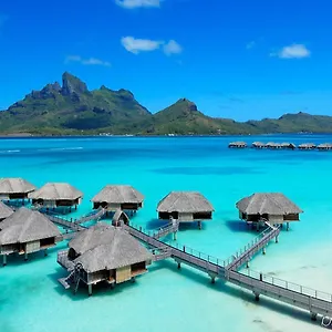 Resort Four Seasons *****
